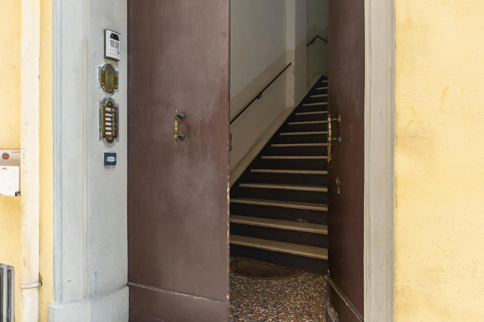 Apartment Amos - 5 Minutes From Piazza Maggiore Bologna Eksteriør billede